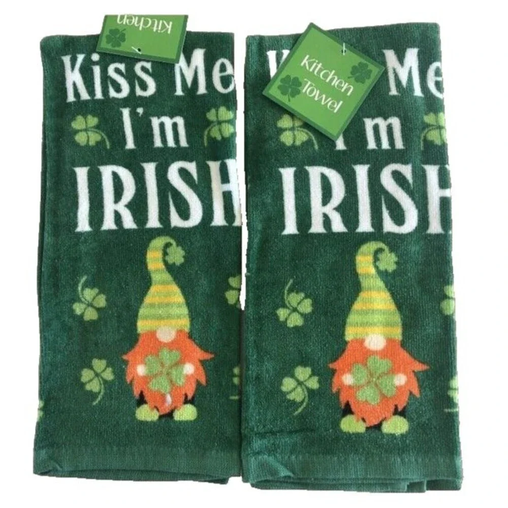 St Patrick's Kitchen Dish Towels Set of 2 Plush Gnome Kiss Me I'm Irish Shamrock